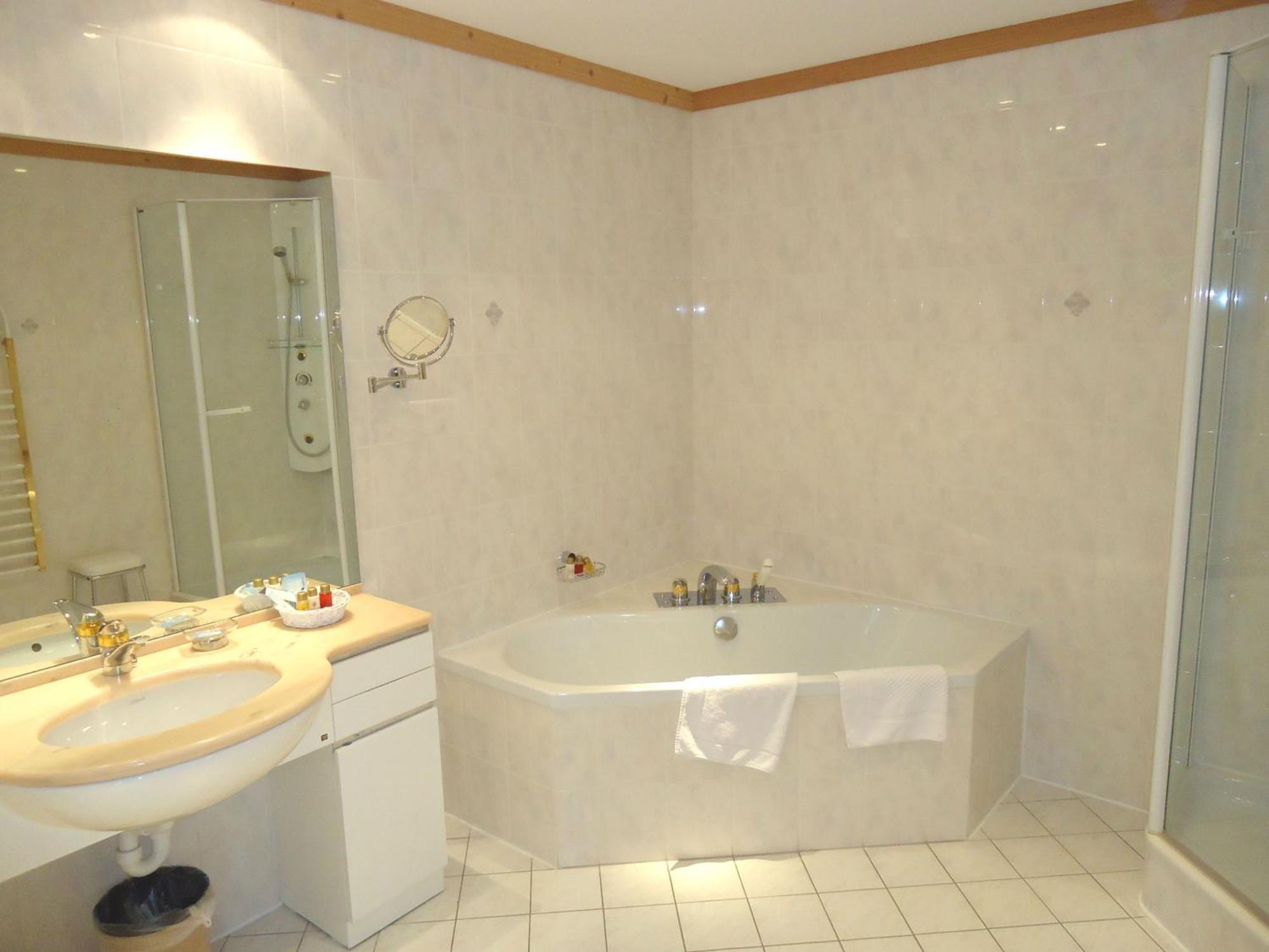 Grand Hotel Du Parc Crans-Montana Pokój zdjęcie
